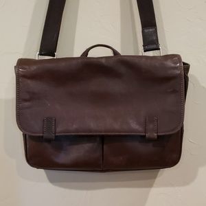 Fossil Messenger Bag